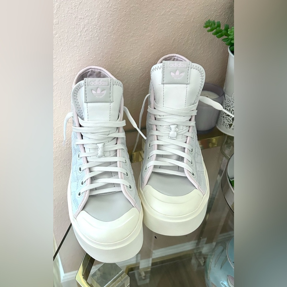 Adidas Nizza Leather High-Top Platform Sneakers White and Light Pink Size 8.5